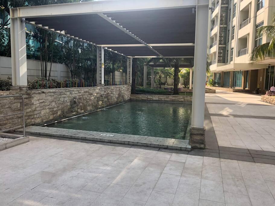 Central Park Residences Yakarta Exterior foto